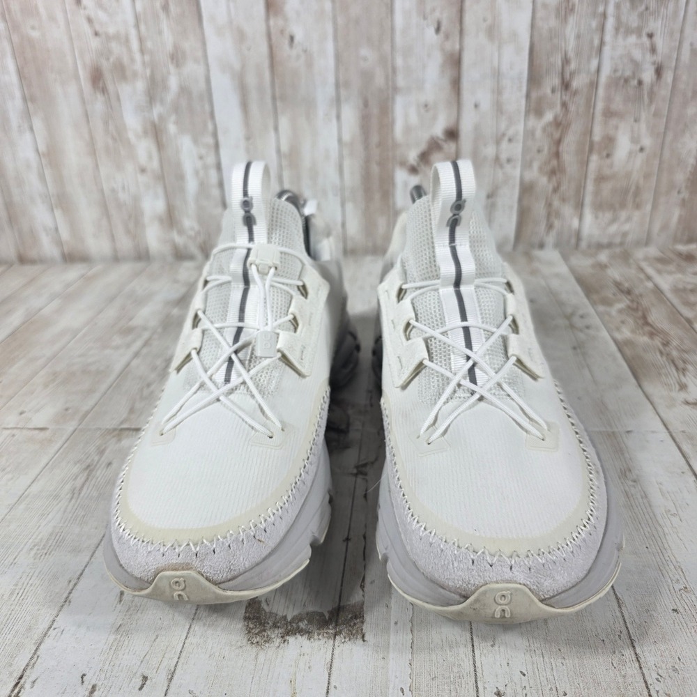 On Cloudaway White Pearl Swiss Engineering Sneakers 49.98304 Womens 10 - Picture 2 of 8